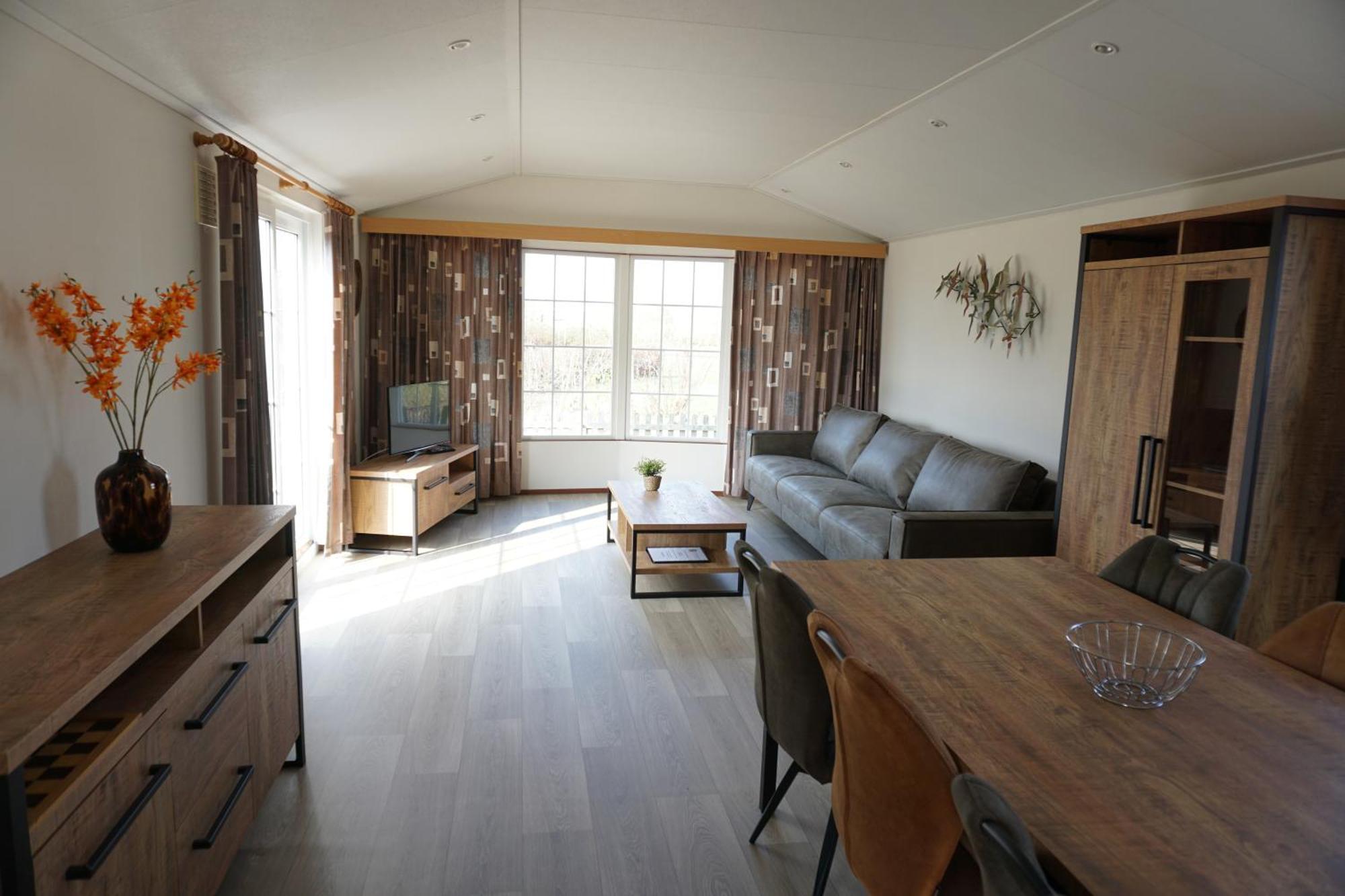 Kustverhuur, Paarlhof 45 Chalet Groede